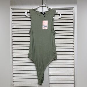 Missguided + Sage Green Sleeveless Bodysuit